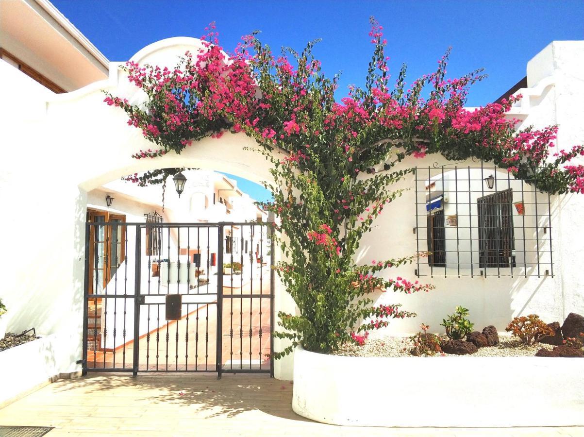 ארונה Port Royal Apartments, Heated Pool, Speed Wifi, Terrace מראה חיצוני תמונה